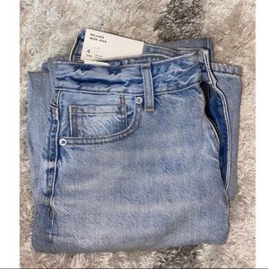 NWT Mom Jeans